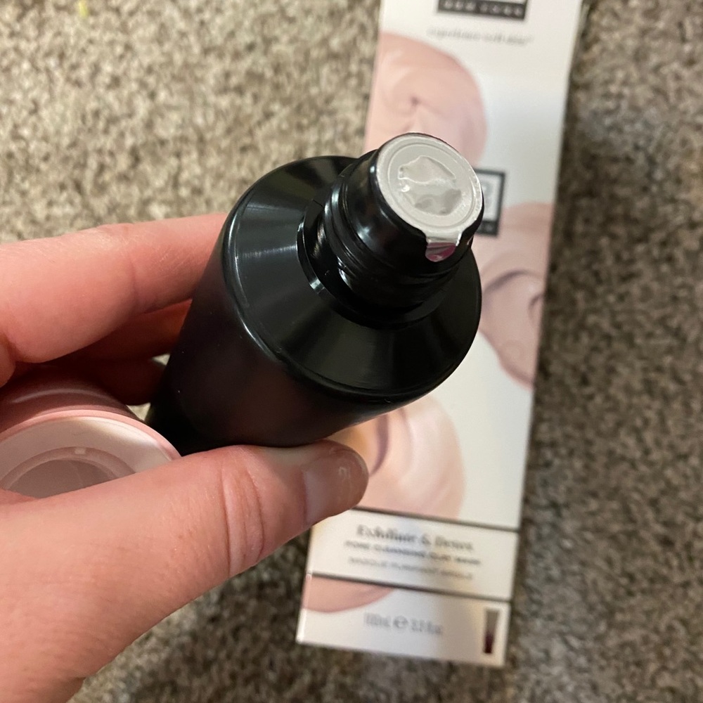 Face mask - Picture 3 of 3